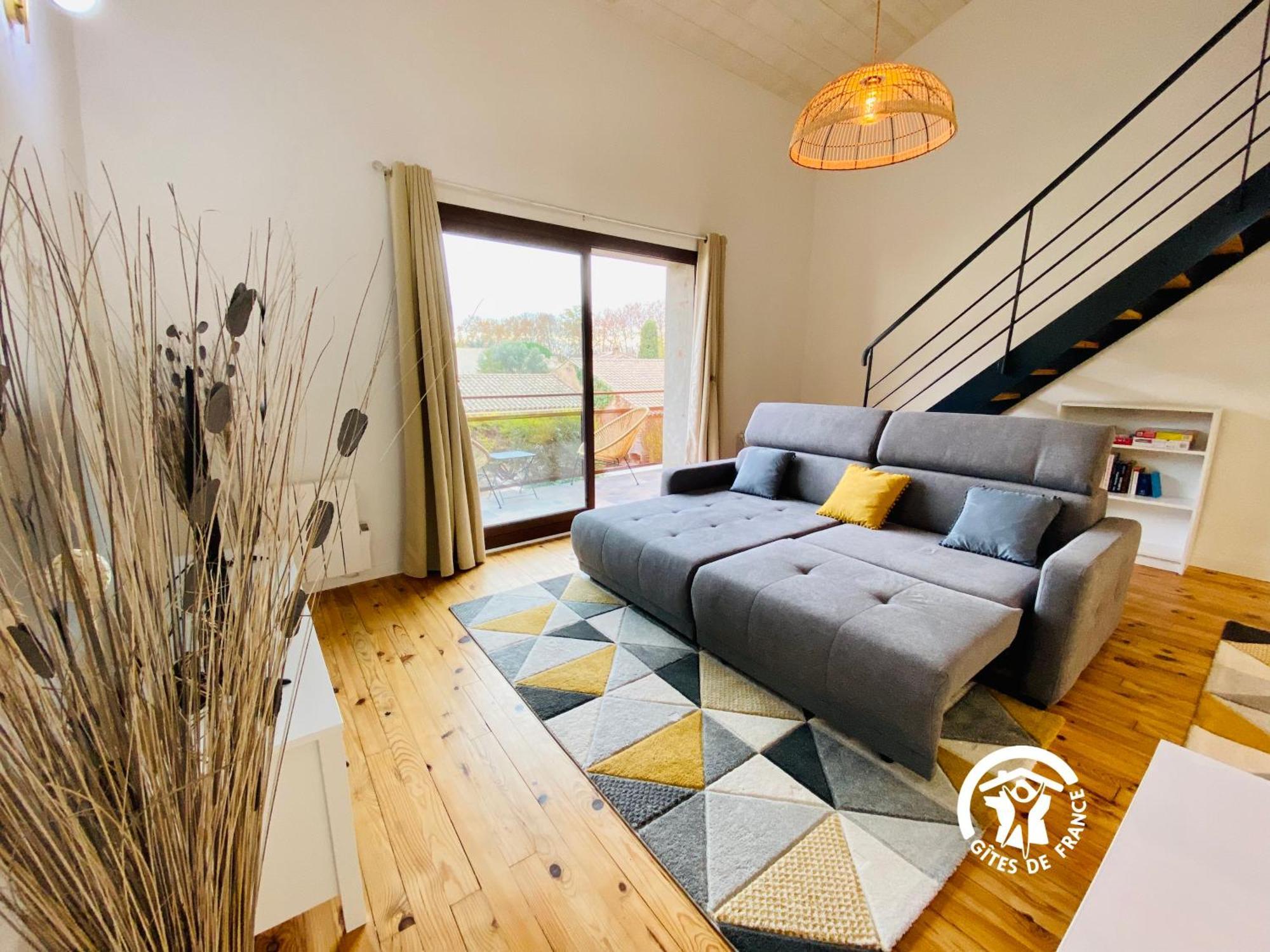 Loft Cocon Climatise - Imprenable Vue Sur Le Chateau Comtal Apartment *
